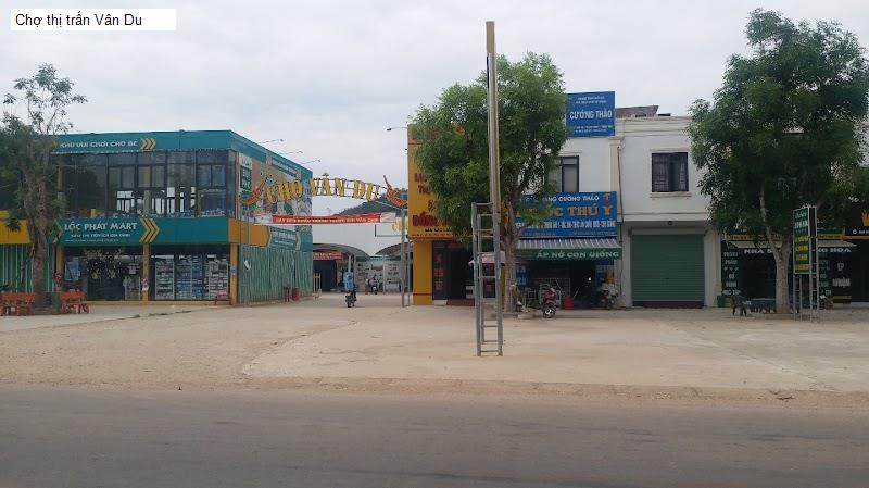 Chợ thị trấn Vân Du
